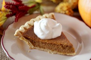 thanksgiving dinner pumpkin pie